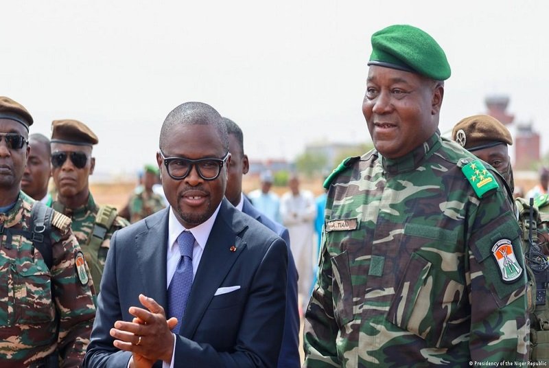 You are currently viewing Entre souveraineté et intégration régionale : le dilemme de la frontière Niger-Bénin