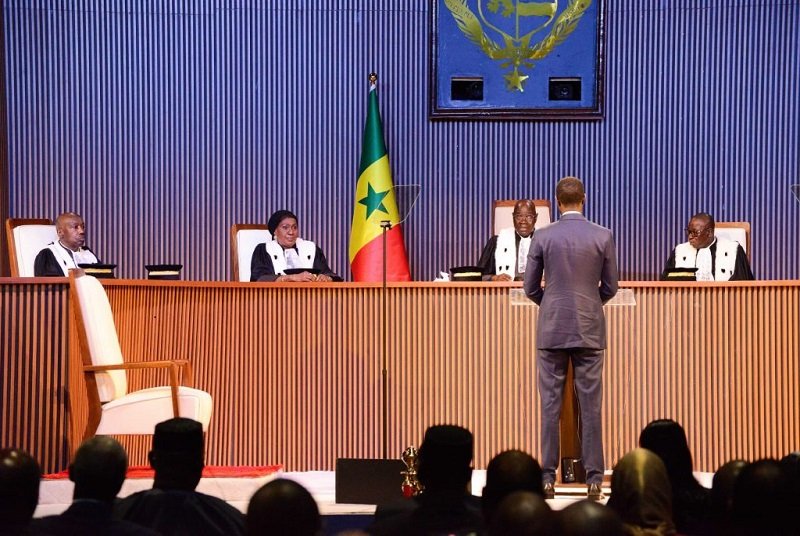 Lire la suite à propos de l’article Sénégal : Diomaye Faye conteste la révision constitutionnelle devant le Conseil constitutionnel